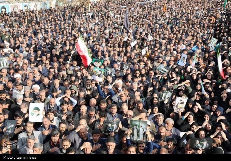 اجتماع بی نظیر عزاداران رهبر معظم انقلاب در یاسوج +تصاویر