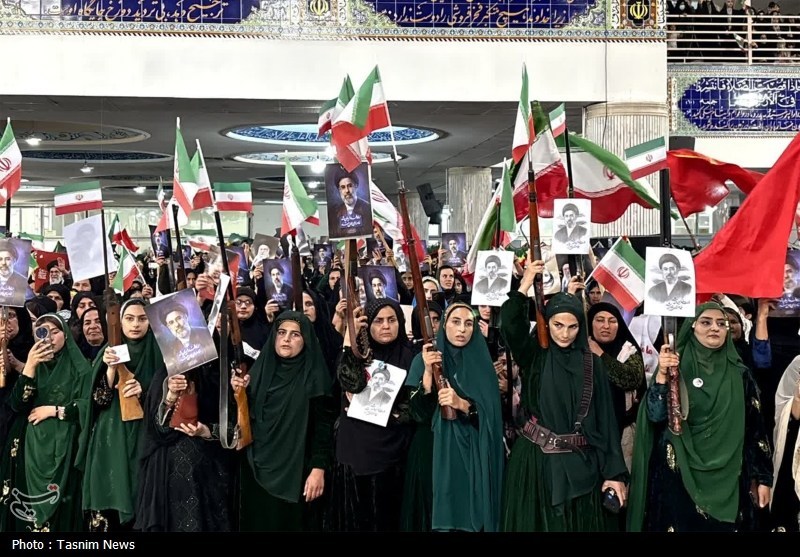 اجتماع عظیم بختیاریهای برنو به دست در بیعت با رهبر انقلاب + تصاویر اخبار استان چهارمحال و بختیاری , اخبار لردگان , شهید امام خامنه ای (ره) ,