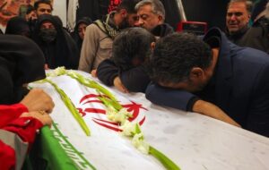 اعلام جزئیات تشییع شهدا در شیراز/مراسم فردا صبح از میدان شهدا