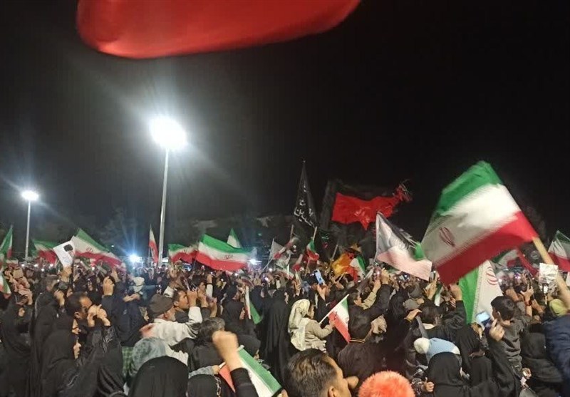 ایران یکپارچه در سوگ و بیعت: خروش خراسان جنوبی در شب پانزدهم اخبار استان خراسان جنوبی , شهید امام خامنه ای (ره) , شهید ,