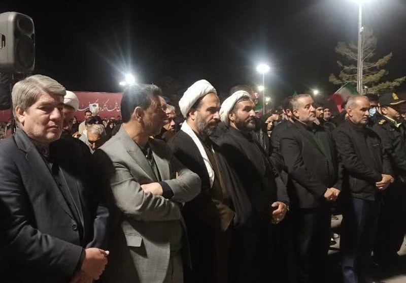 ایران یکپارچه در سوگ و بیعت: خروش خراسان جنوبی در شب پانزدهم اخبار استان خراسان جنوبی , شهید امام خامنه ای (ره) , شهید ,