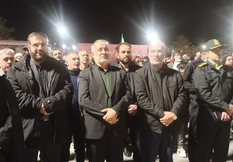 ایران یکپارچه در سوگ و بیعت: خروش خراسان جنوبی در شب پانزدهم اخبار استان خراسان جنوبی , شهید امام خامنه ای (ره) , شهید ,