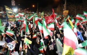 بیست‌ونهمین شب ایستادگی یاسوجی‌ها پای کار ایران اسلامی+تصاویر