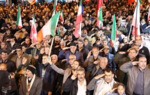 بیست‌وهفتمین شب ایستادگی یاسوجی‌ها پای کار ایران اسلامی+تصاویر