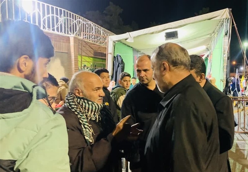 تجمع مردم خراسان جنوبی درچهارمین شب سال 1405 در 12 نقطه میادین شهر+عکس اخبار استان خراسان جنوبی , رهبر انقلاب ,