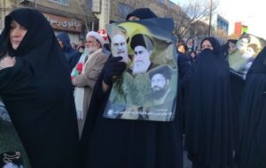 تجمع مردم داغدار ایلام‌ در پی شهادت امام خامنه‌ای