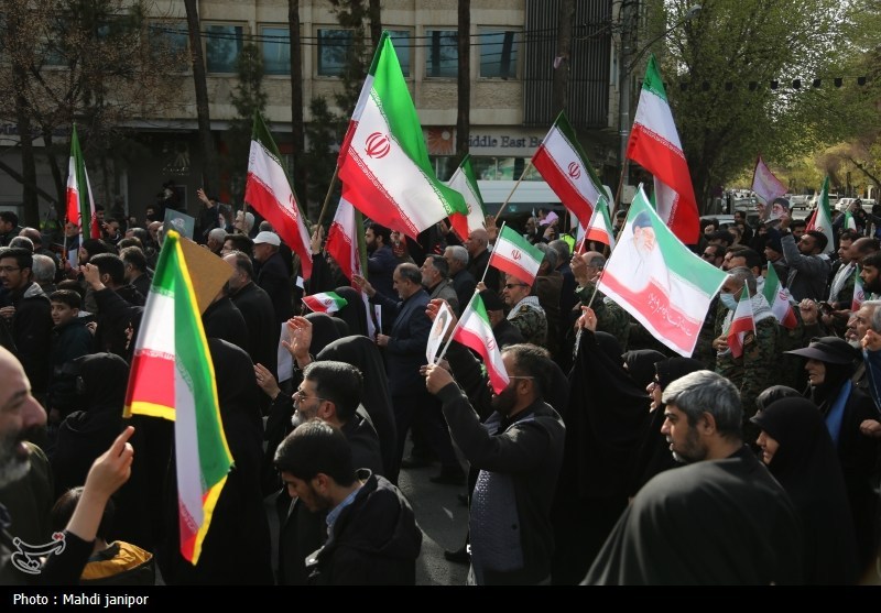 تشییع شهدای جنگ رمضان در اصفهان؛شکوه مقاومت و وفاداری