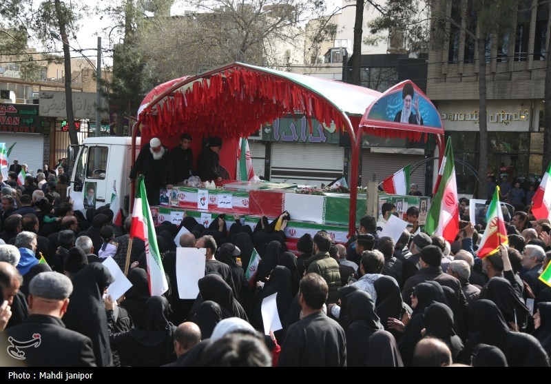 تشییع شهدای جنگ رمضان در اصفهان؛شکوه مقاومت و وفاداری
