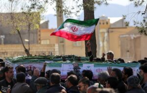 تشییع پیکر 21 شهید جنایت صهیونی ـ آمریکایی در مراغه