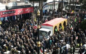 تشییع پیکر مطهر 3 شهید حملات آمریکایی ـ صهیونی در بیرجند + تصاویر