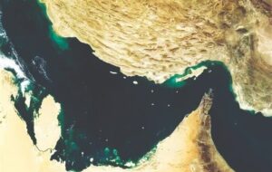 تنگه هرمز راهوشمندانه بستیم/اجازه حرکت ناوشکن دشمن به سمت ایران ندادیم