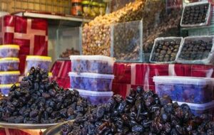 توزیع 25 تن خرما در سیستان و بلوچستان برای تنظیم بازار رمضان