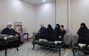 تولیت آستان قدس: شهید شیرازی امین رهبر شهید انقلاب اسلامی بود