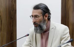 جنگ روایت‌ها در جریان است/تلاش دشمن برای القای پرهزینه بودن مقاومت