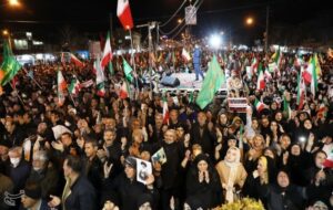 حضور حماسی مردم یاسوج در 28 شب خونخواهی رهبر شهید امت اسلامی+تصاویر