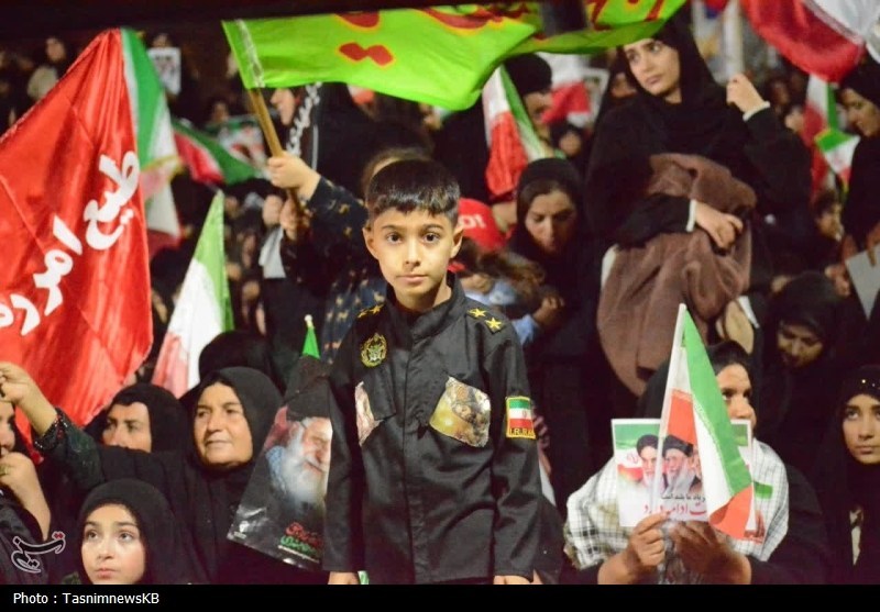 حضور پرشور مردم کهگیلویه در دفاع از انقلاب + تصاویر اخبار کهگیلویه , شهید امام خامنه ای (ره) ,
