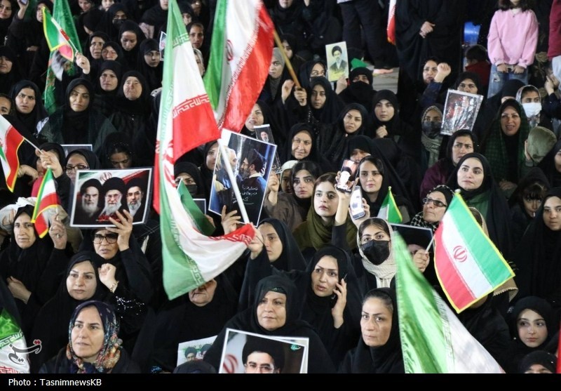 حضور پرشور مردم کهگیلویه در دفاع از انقلاب + تصاویر اخبار کهگیلویه , شهید امام خامنه ای (ره) ,