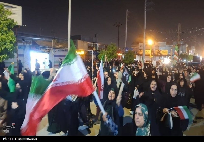 حضور پرشور مردم کهگیلویه در دفاع از انقلاب + تصاویر اخبار کهگیلویه , شهید امام خامنه ای (ره) ,