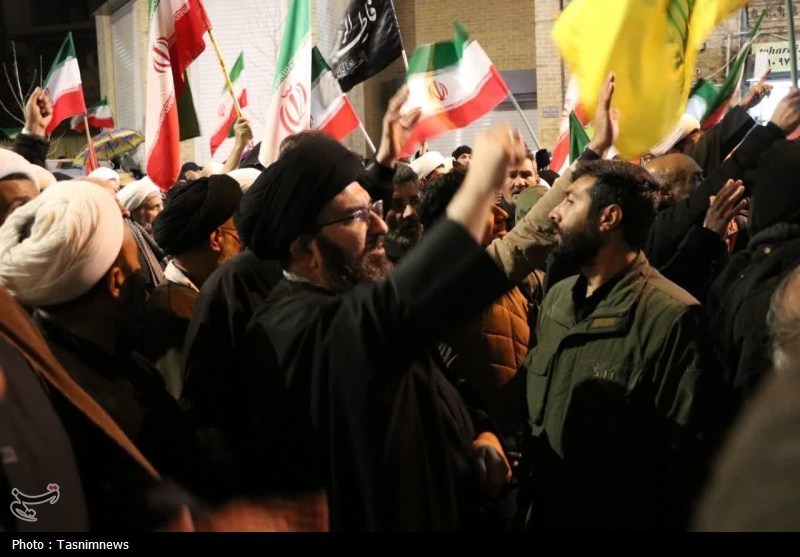 خروش روحانیون زنجان در اعلام خون‌خواهی امام شهید امت