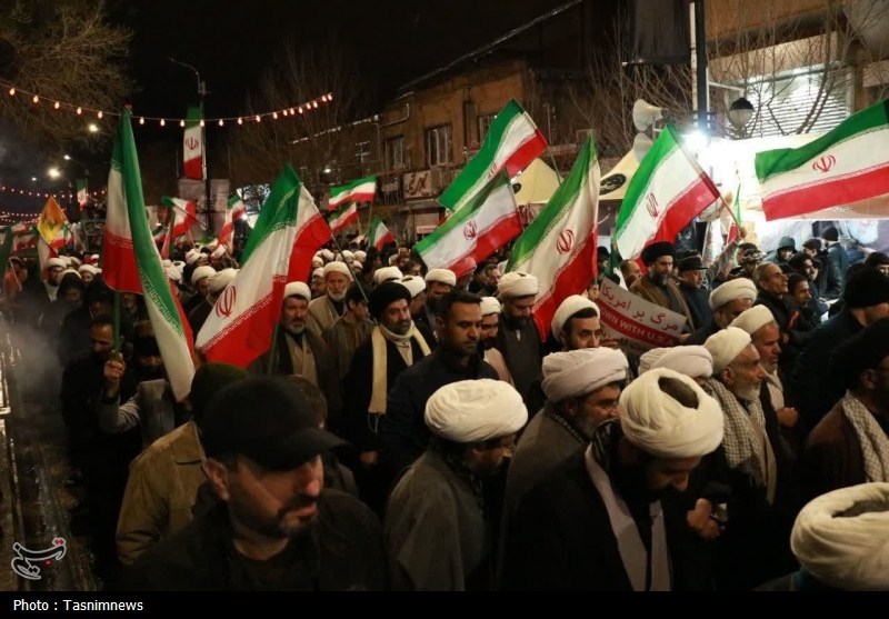 خروش روحانیون زنجان در اعلام خون‌خواهی امام شهید امت