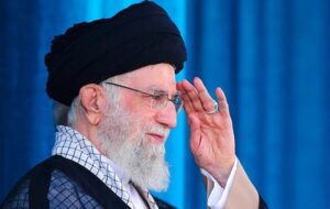 رهبر معظم انقلاب پرچمدار مقاومت در برابر استکبار بود