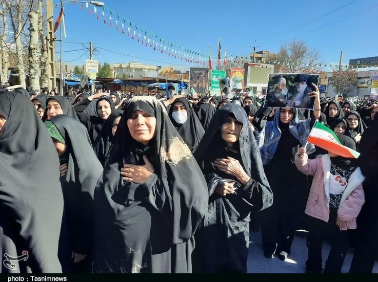 سوگ یک استان با تشییع شهدا/ وقتی شهادت به حنجره میرسد+ تصاویر استان لرستان , اخبار استان لرستان , جنگ ,