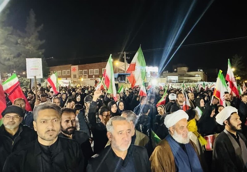 طنین «ایران ایران» در بیرجند / تجدید بیعت مردم با رهبر انقلاب+ عکس اخبار استان خراسان جنوبی , رهبر انقلاب , شهید ,