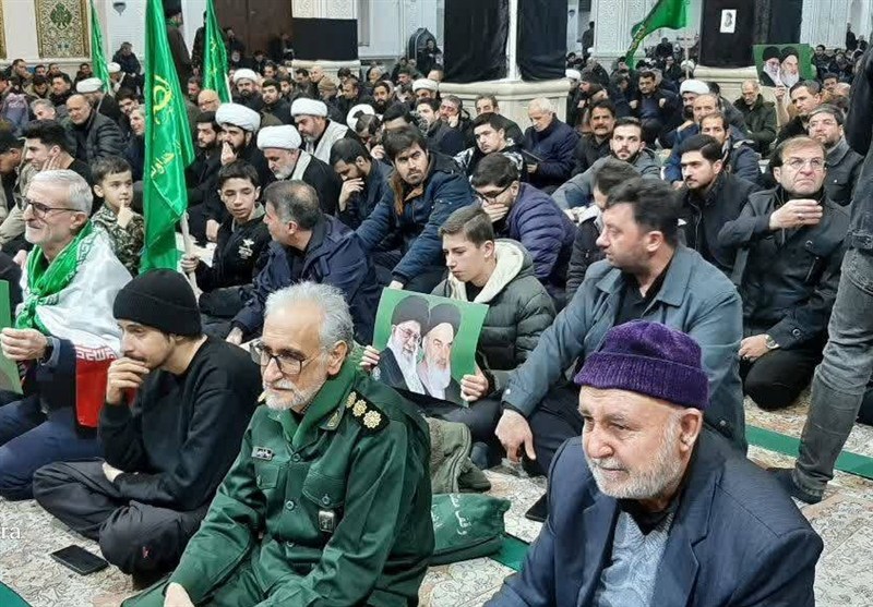 عزاداری باشکوه اردبیلیها برای امام شهید انقلاب اخبار استان اردبیل , شهید امام خامنه ای (ره) , آمریکا , رژیم صهیونیستی (اسرائیل) , عزاداری ,