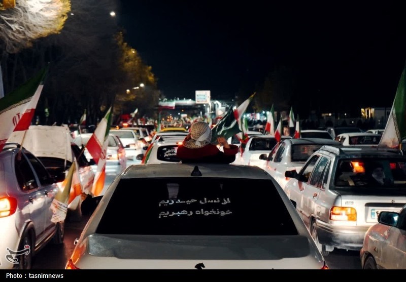 مردم شاهینشهر چهارشنبهسوری متفاوتی را رقم زدند+عکس مردم شاهینشهر چهارشنبهسوری متفاوتی را رقم زدند+عکس