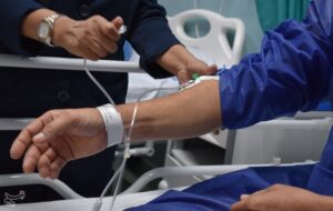 نیروهای خط مقدم گیلان پای کار/ تجهیزات و ذخایر دارویی در وضعیت پُر