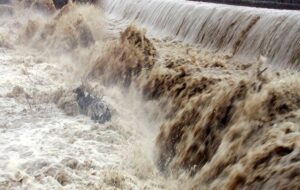 هشدار تندباد و سیلاب در خراسان جنوبی