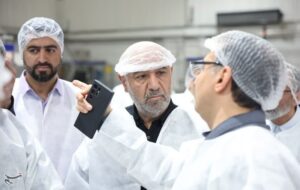 وزیر کار: روند تولید بدون وقفه ادامه دارد/ افزایش فروشگاه‌های کالابرگ