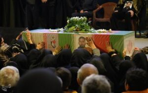 پیکر 2 شهید جنگ رمضان در اردبیل تشییع شد