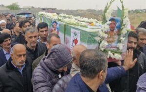 پیکر  شهید حملات آمریکایی- صهیونی در دشتستان تشییع شد