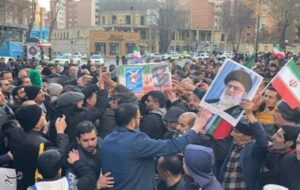 پیکر مطهر شهید حمید انصاری با حضور باشکوه مردم در شهرکرد تشییع شد