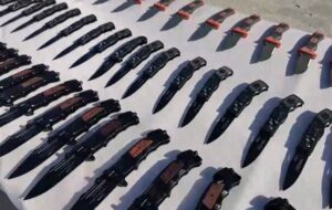 کشف بیش از 2 هزار قبضه سلاح سرد در شیراز