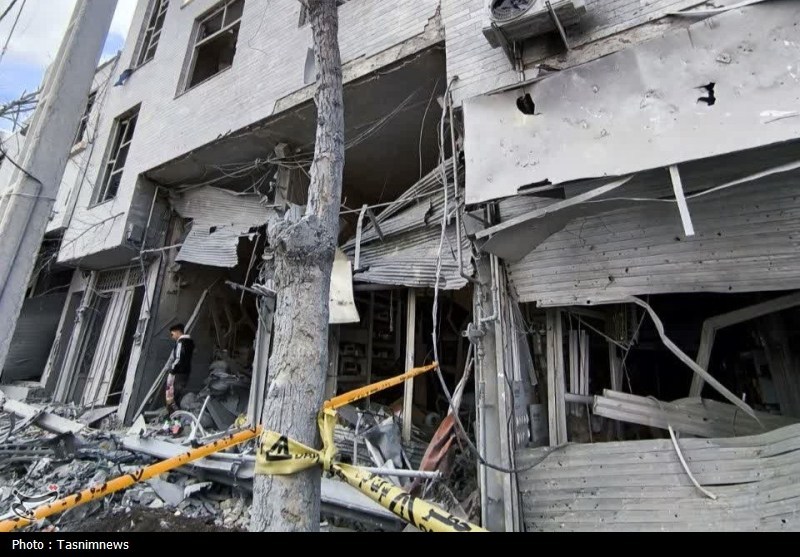 50 هزار جلد کتاب در حمله دشمن آمریکایی-صهیونی خاکستر شد