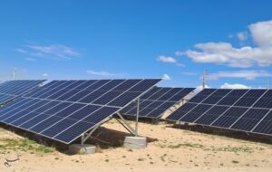 آغاز احداث نیروگاه‌های 43.5 مگاواتی خورشیدی در سیستان و بلوچستان