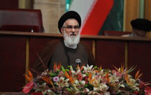 آیت‌الله پیشنمازی: آمریکا تنها در برابر قدرت رفتارش را اصلاح می‌کند