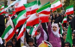 اجتماع بزرگ بانوان و دختران جان‌فدای شیرازی در حرم شاهچراغ (ع)+ تصاویر