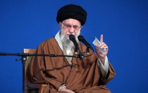 اربعین «رهبر شهید انقلاب» در سنندج؛ روایت دانشگاه از علم و اقتدار