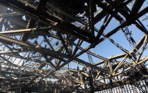 اصابت پرتابه دشمن به سوله تعاون روستایی هفتگل