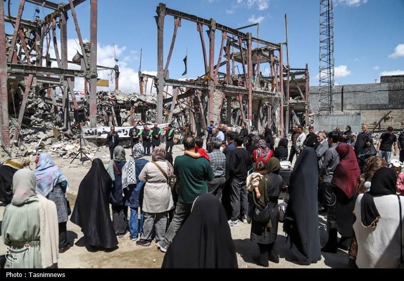 بدرقه عاشقان حسینی به‌سوی کربلا از حسینیه اعظم زنجان+تصاویر