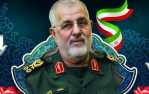 بزرگداشت فرمانده شهید سپاه‌/ دهسد خنداب مملو از جمعیت شد