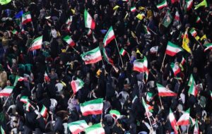 تداوم حضور حماسی شبانه مردم بوشهر در موج پنجاه‌وسوم مقاومت ملی