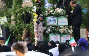 تشییع باشکوه چهار شهید جنایت آمریکا و رژیم صهیونیستی در بهارستان