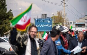 جوانان تبریز سپر نیروگاه حرارتی در تهاجم صهیونی آمریکایی به زیرساخت‌ها