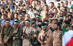 حضور حماسی مردم کرمان در رزمایش «جانفدا برای ایران امام رضایی»
