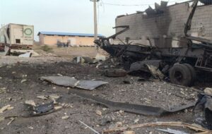 حمله دشمن به انبار امدادی هلال‌احمر در بوشهر