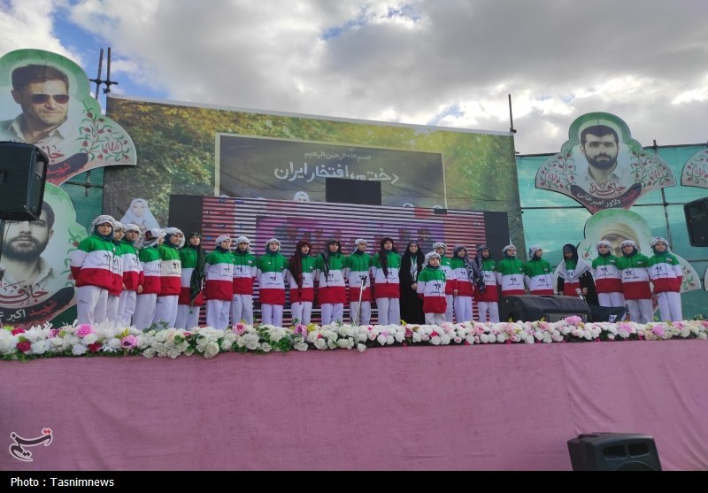 دخترانه‌هایی از جنس دلتنگی پدر شهید و بغض‌های ناتمام میناب